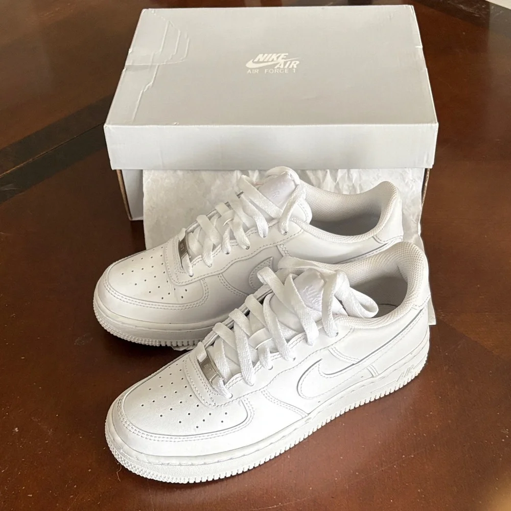 Nike Kids All-White Air Sneakers - Picture 2 of 5